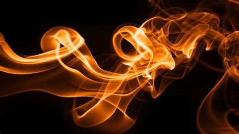 Mimpi celana terbakar  Menurut mitos, jika kamu melihat elemen api, ini menandakan bahwa kamu akan mendapatkan sebuah gangguan yang membuat dirimu menjadi marah